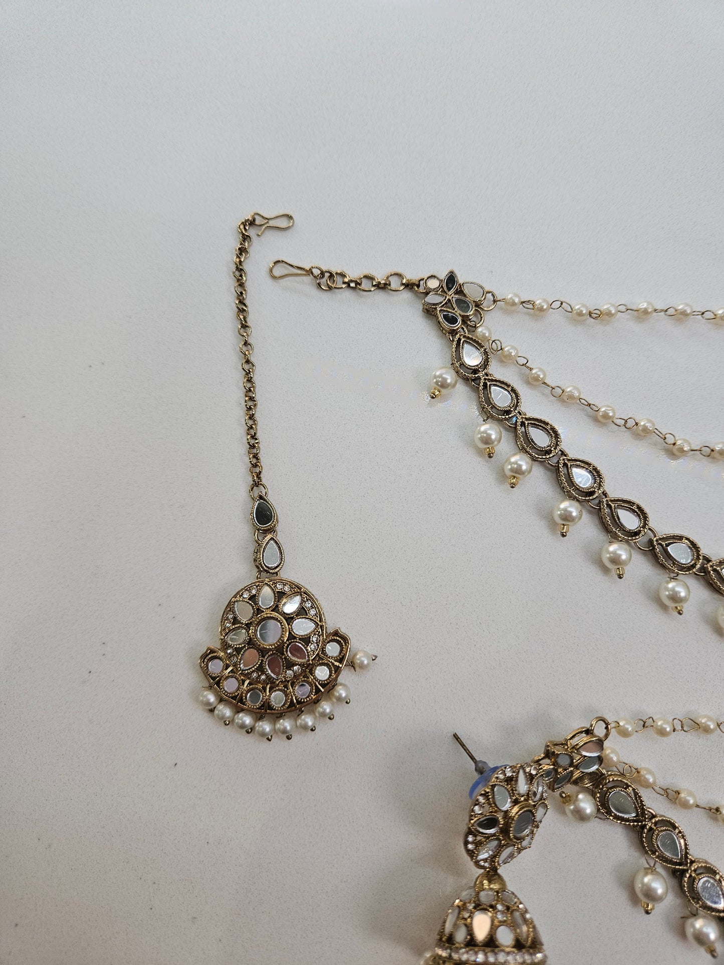 Jhumke with Mirror Sahare and Tikka