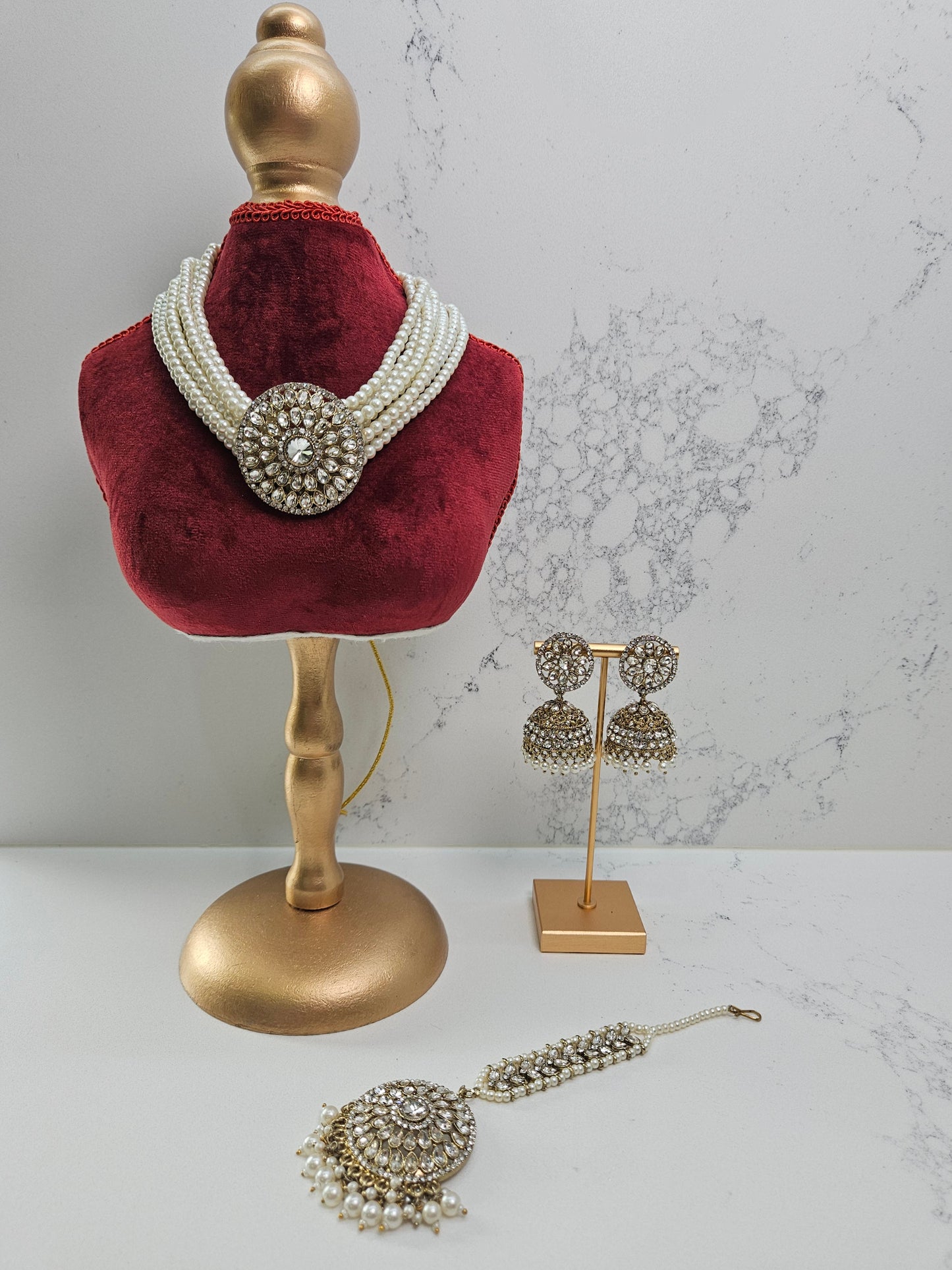 Pearl Choker Necklace Set