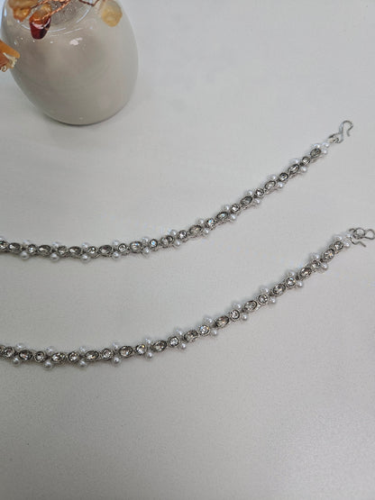 Aria Pearl Drop Anklets