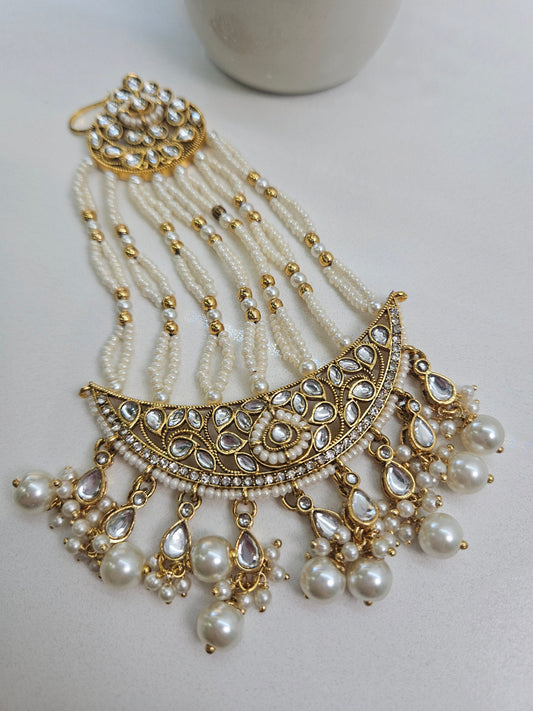 Elegant Multi-Strand Pearl Passa