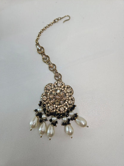 Antique Gold-Toned Kundan Polki Choker