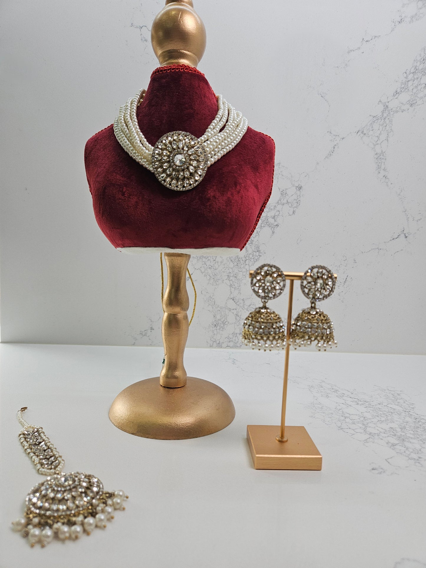 Pearl Choker Necklace Set