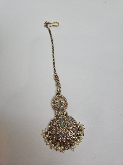 Gold Plated Kundan and Stone-Studded Choker