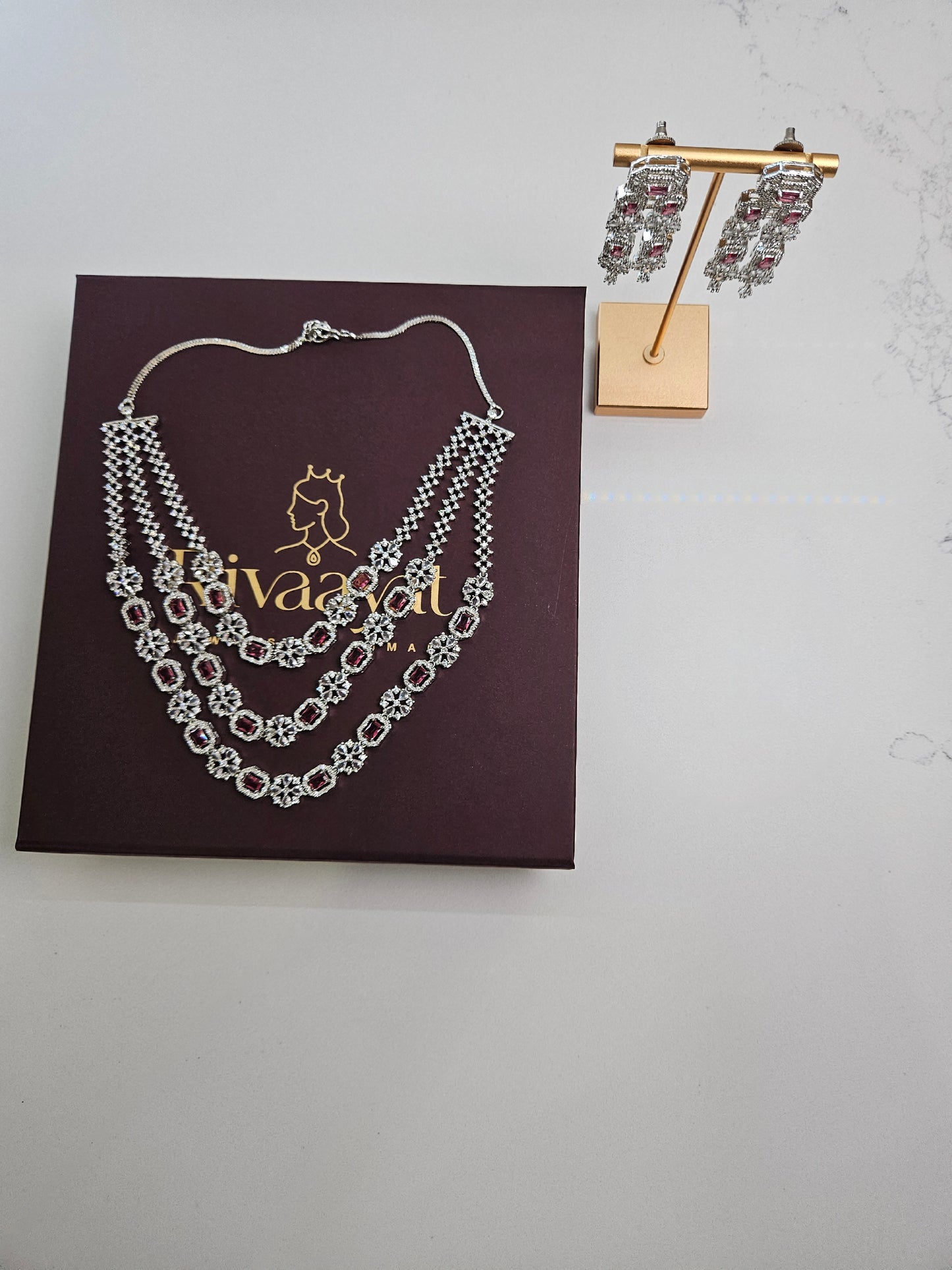 AD Necklace Set with Multi-Layered Design