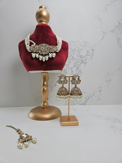 Gold Kundan Pearl Choker Set