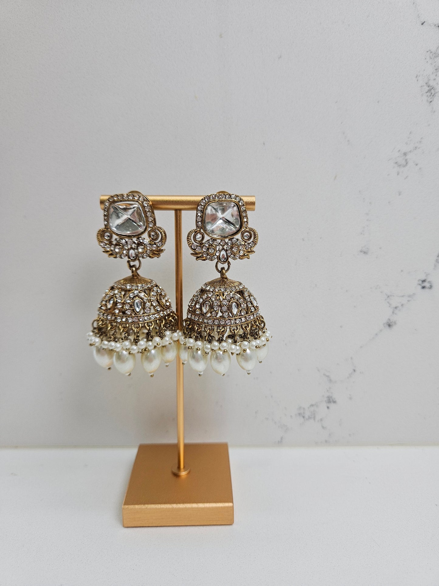 Gold Kundan Pearl Choker Set