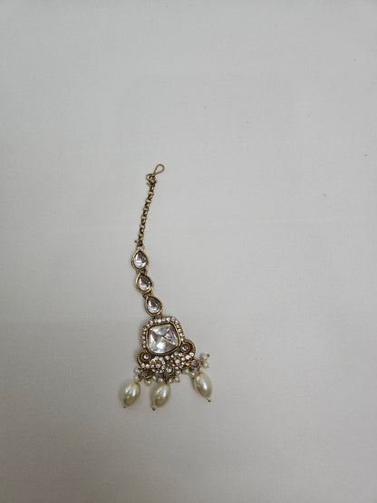 Gold Kundan Pearl Choker Set