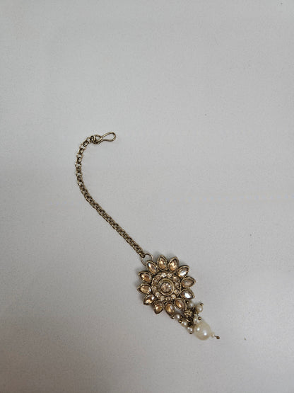 Kundan Necklace with Pearl Drops