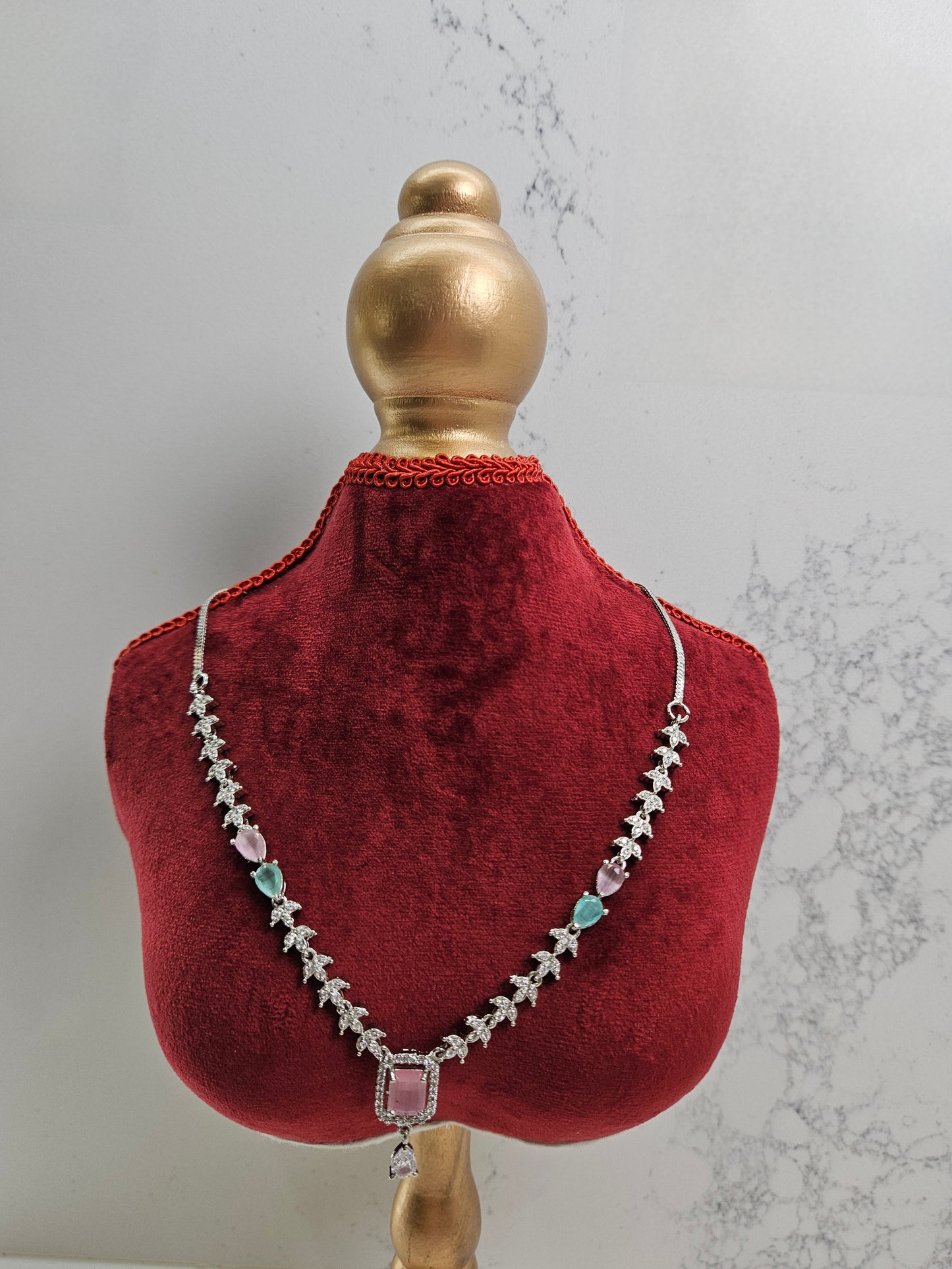 Amelia AD Necklace Set