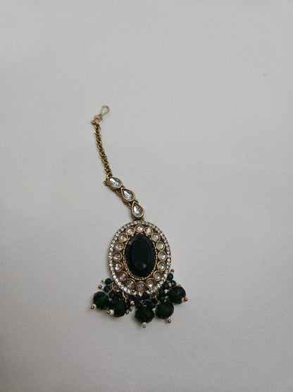 Royal Handcrafted Kundan Jewelry Set