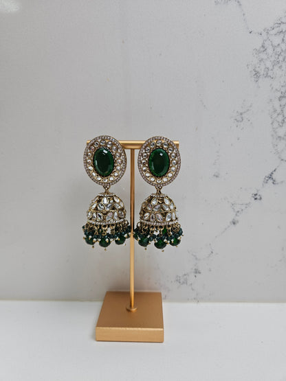 Royal Handcrafted Kundan Jewelry Set