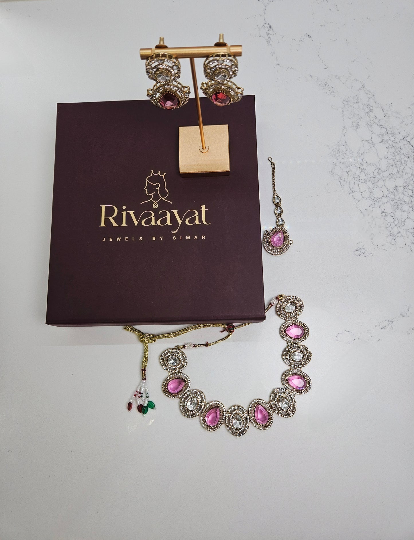 Kundan Necklace with Gemstones