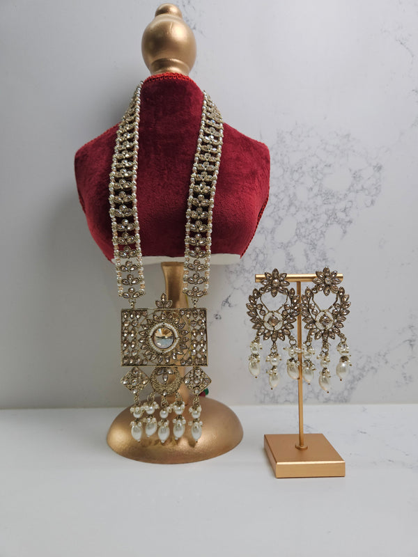 Long Kundan Necklace with Pearls