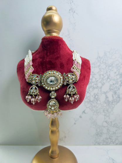 Royal Handcrafted Kundan Jewelry Set