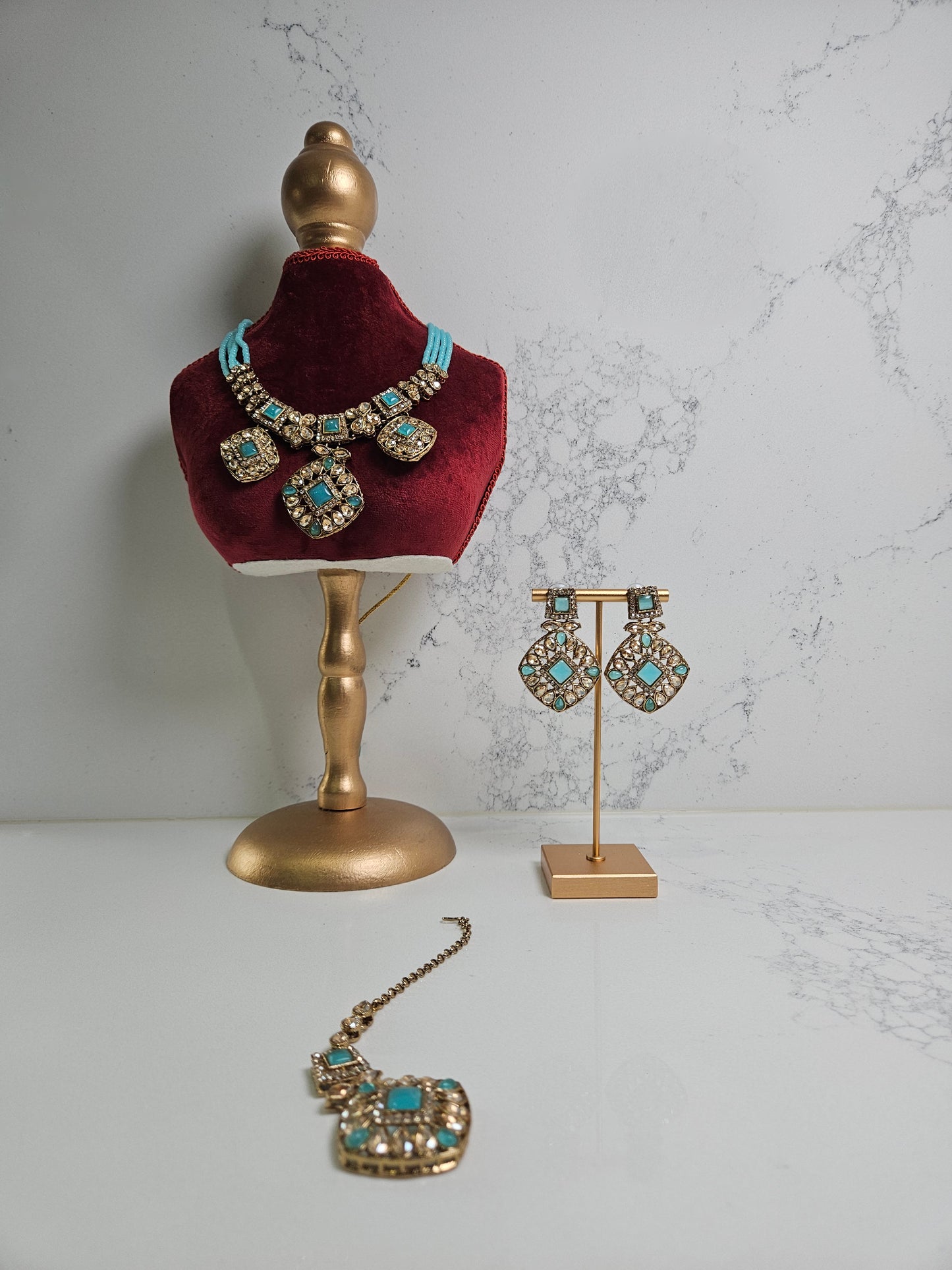 Choker Set with Sky Blue Crystals