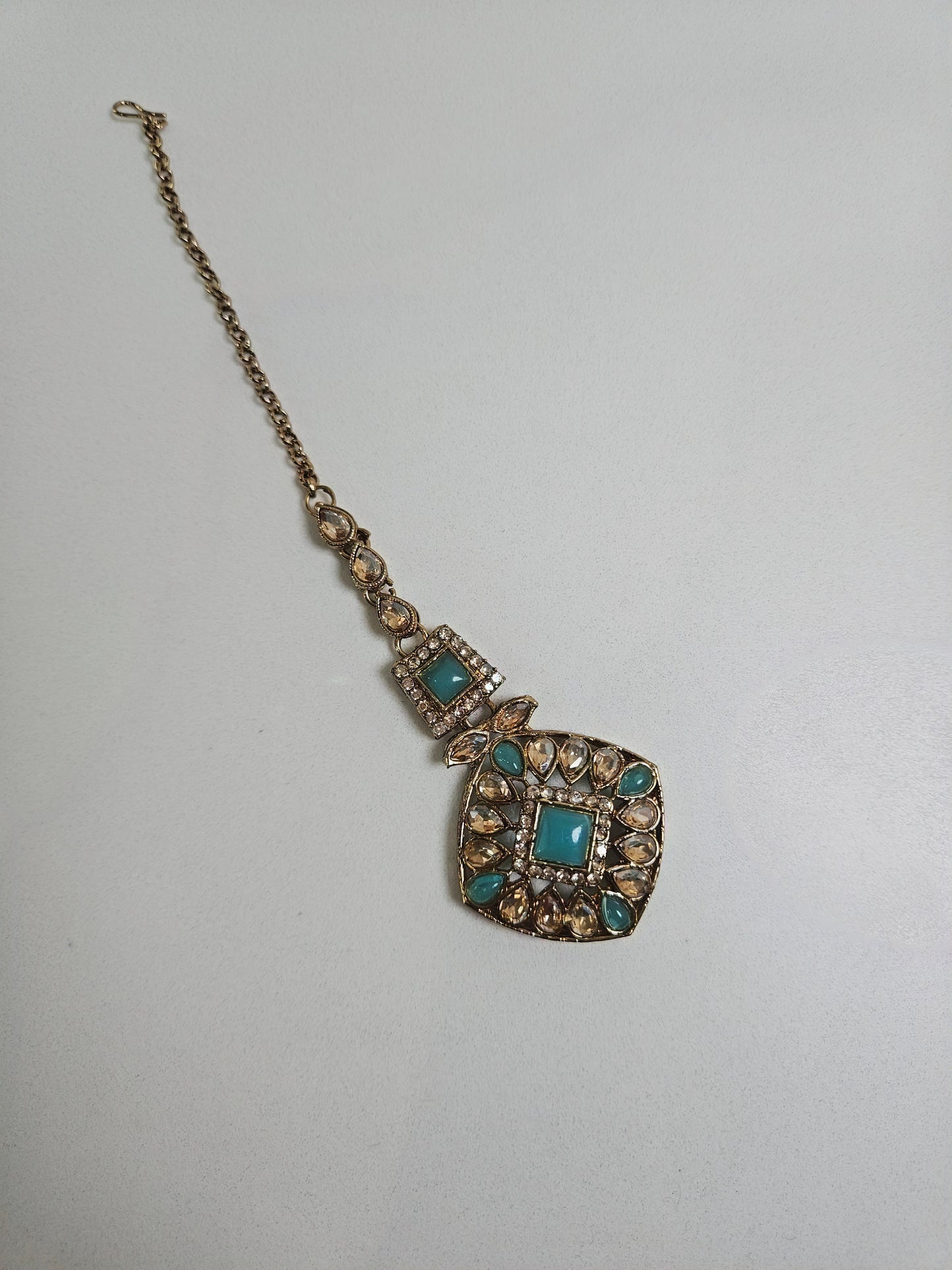 Choker Set with Crystals