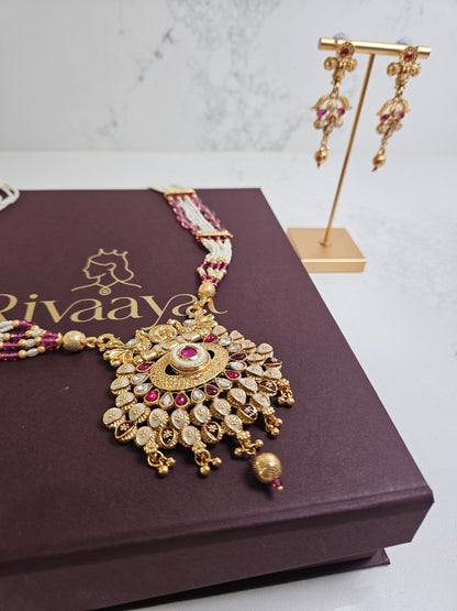 Pearl and Semi-Precious Stone Temple Set