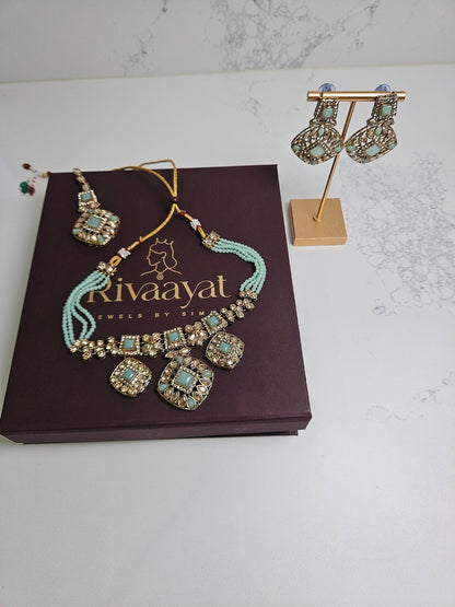 Choker Set with Crystals