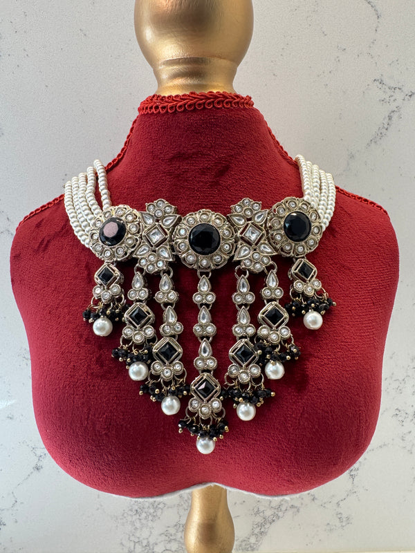 Waterfall Kundan Necklace Set
