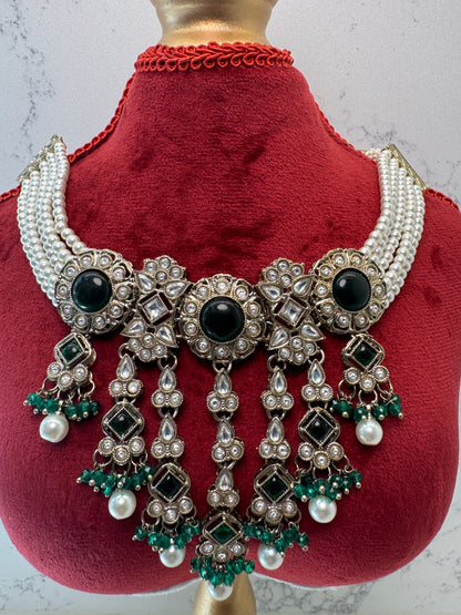 Waterfall Kundan Necklace Set