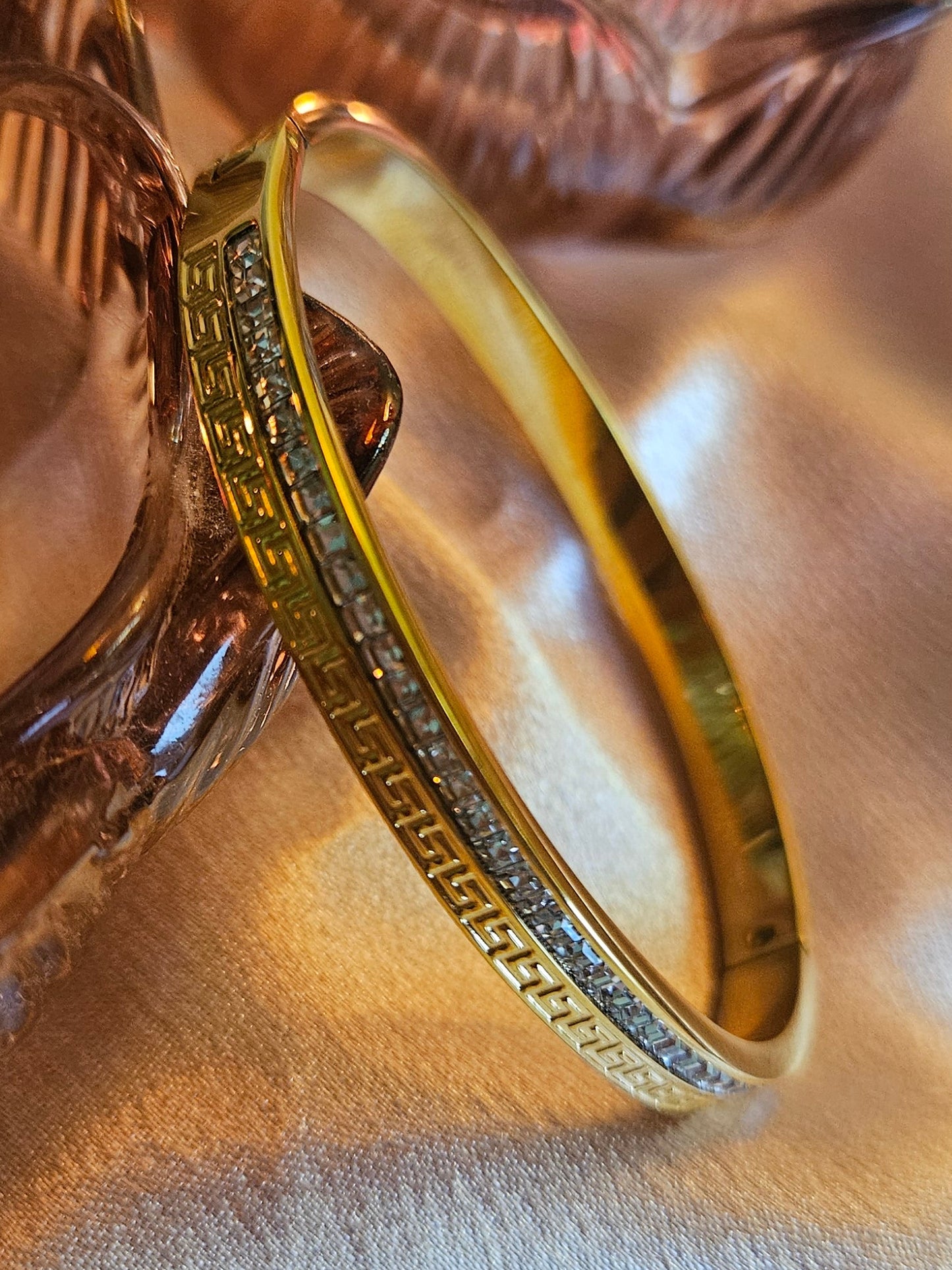 Crystal Luxe Anti-Tarnish Openable Bracelet